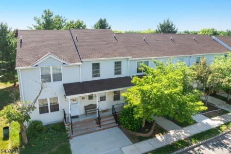 902 Wetherburn Court Raritan NJ 08822