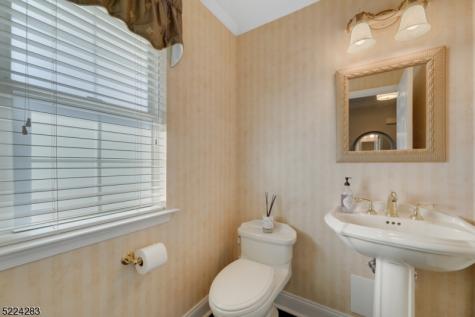 13 Knox Court Bernards NJ 07920