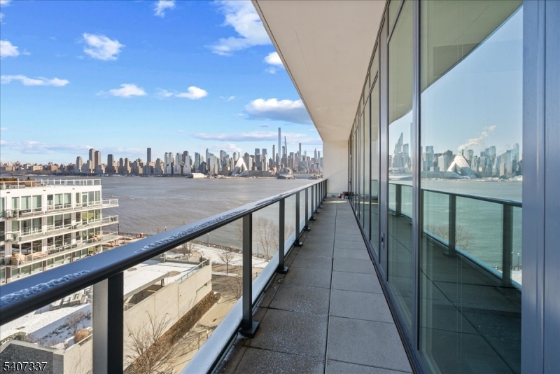 1200 Avenue At Port Imperial Weehawken NJ 07086
