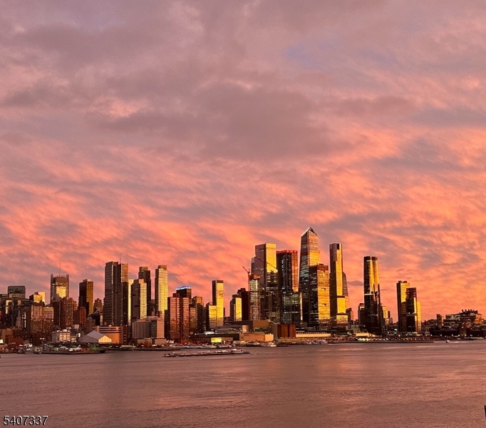 1200 Avenue At Port Imperial Weehawken NJ 07086