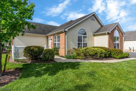 44 Chandler Court Hillsborough NJ 08844