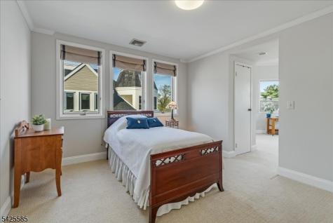 13 Franklin Place Morristown NJ 07960