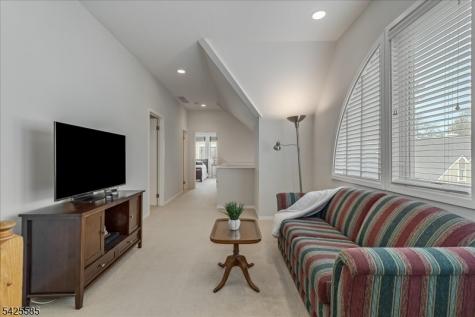 13 Franklin Place Morristown NJ 07960