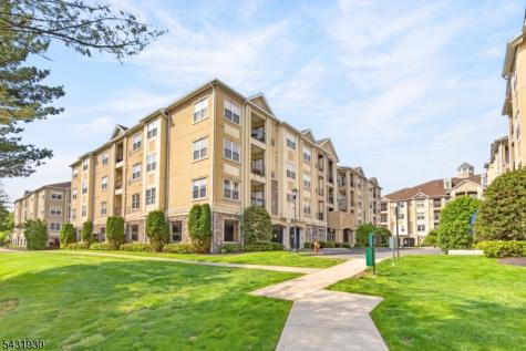 7101 Ravenscroft Road Clifton NJ 07013