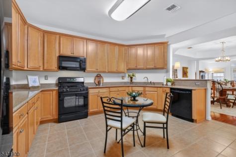 7101 Ravenscroft Road Clifton NJ 07013