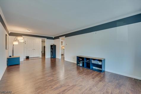 17 Sunrise Drive Long Hill NJ 07933