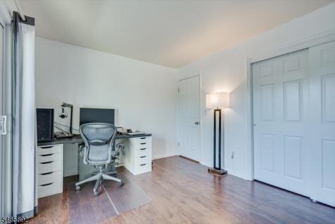 17 Sunrise Drive Long Hill NJ 07933