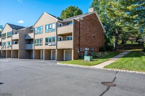 17 Sunrise Drive Long Hill NJ 07933