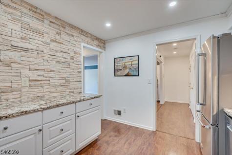 17 Sunrise Drive Long Hill NJ 07933