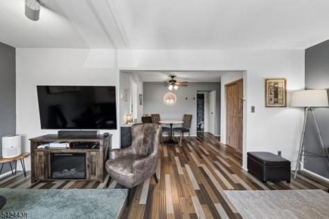 747 Riverside Avenue Lyndhurst NJ 07071
