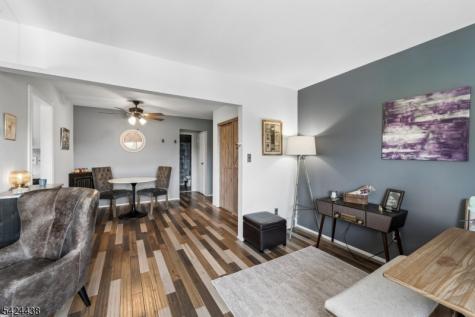 747 Riverside Avenue Lyndhurst NJ 07071