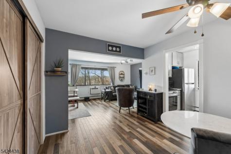 747 Riverside Avenue Lyndhurst NJ 07071
