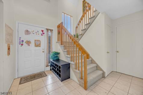 89 Park Gate Drive Edison NJ 08820