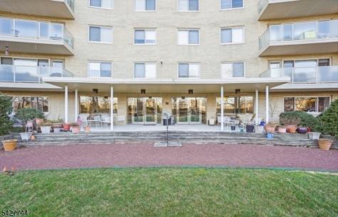 377 S Harrison Street 15d East Orange NJ 07018