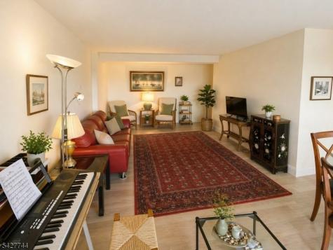 377 S Harrison Street 15d East Orange NJ 07018