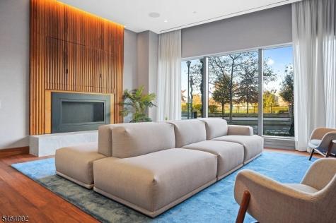 75 Park Lane S Jersey City NJ 07310