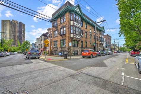 33 62nd Street West New York NJ 07093