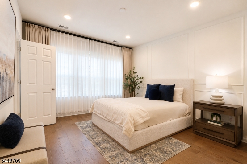 22 Gala Court Livingston NJ 07039