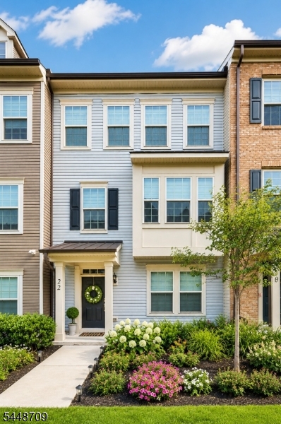 22 Gala Court Livingston NJ 07039