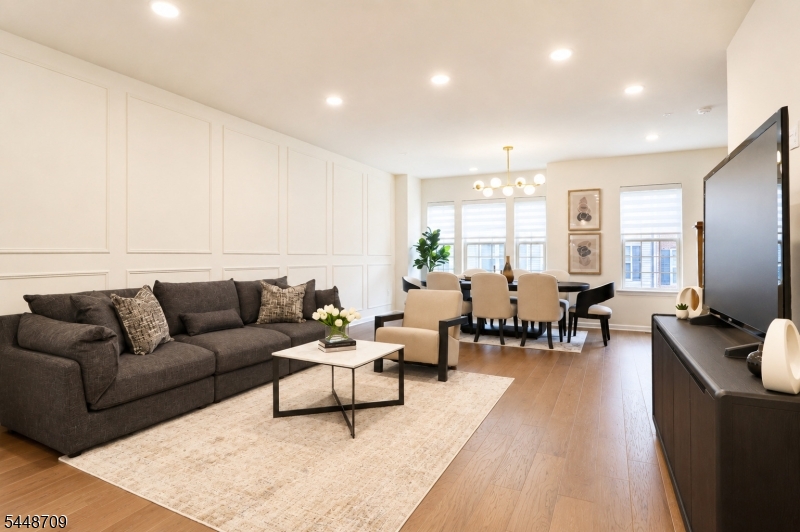 22 Gala Court Livingston NJ 07039