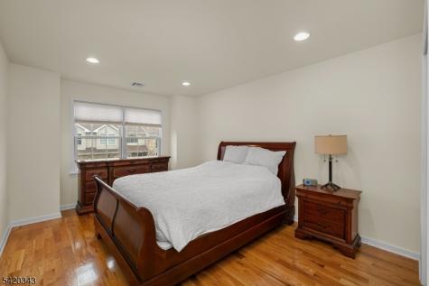 47 Harvey Court Clark NJ 07066