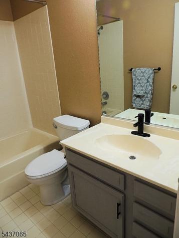 82 Wentworth Road Bedminster NJ 07921