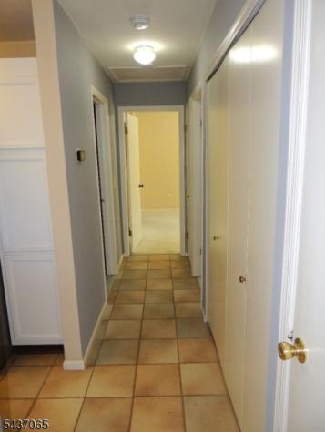 82 Wentworth Road Bedminster NJ 07921
