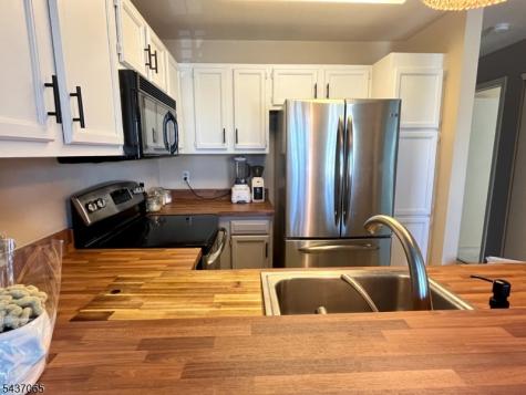 82 Wentworth Road Bedminster NJ 07921