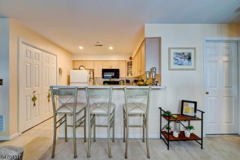 30 Mountainview Court Riverdale NJ 07457