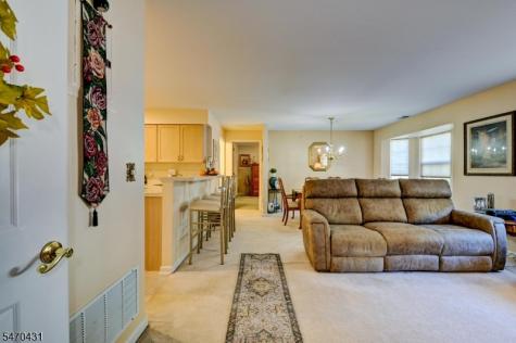 30 Mountainview Court Riverdale NJ 07457