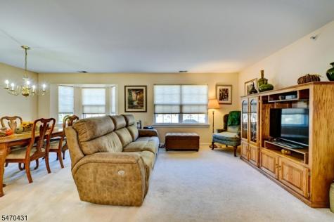30 Mountainview Court Riverdale NJ 07457
