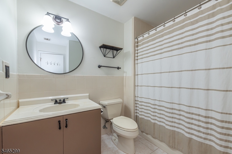 12 Frankie Lane East Hanover NJ 07936