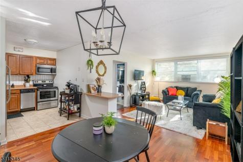 37 Hill Street Morristown NJ 07960