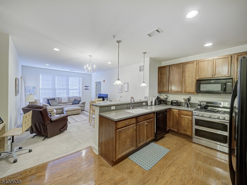 8217 Sanctuary Boulevard Riverdale NJ 07457
