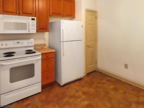4020 Brookfield Glen Drive White NJ 07823