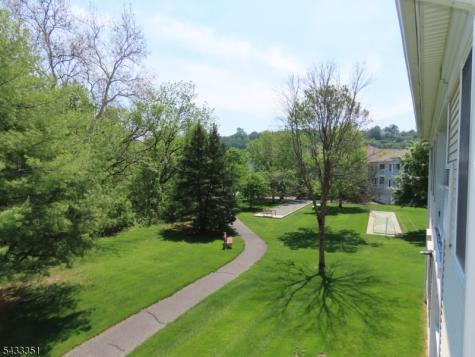 4020 Brookfield Glen Drive White NJ 07823