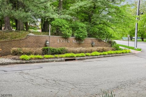 10 Fells Manor Road Caldwell Boro NJ 07006