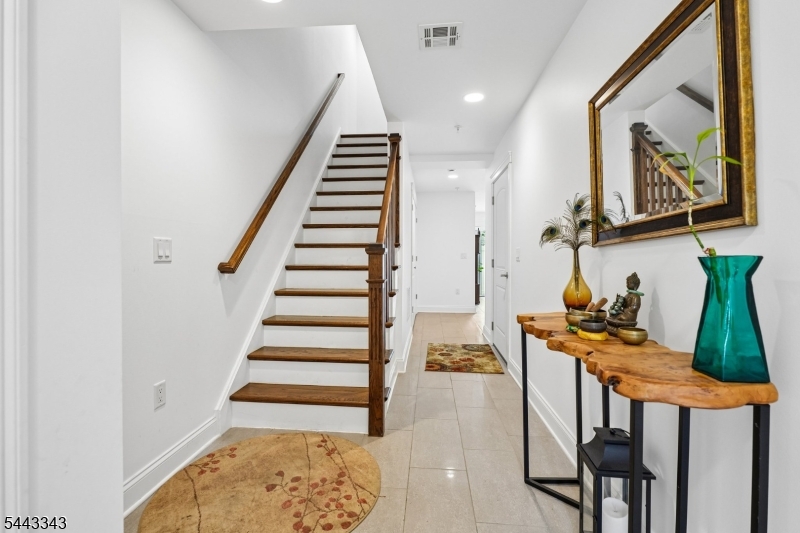 156 Mountain Avenue Springfield NJ 07081