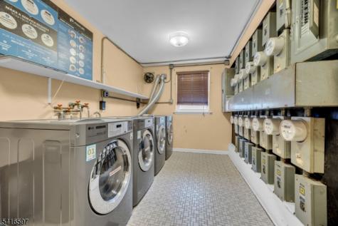 100 Luttgen Place Linden NJ 07036