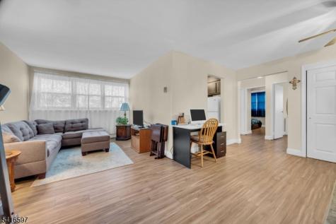 100 Luttgen Place Linden NJ 07036