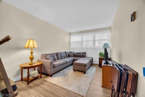 100 Luttgen Place Linden NJ 07036