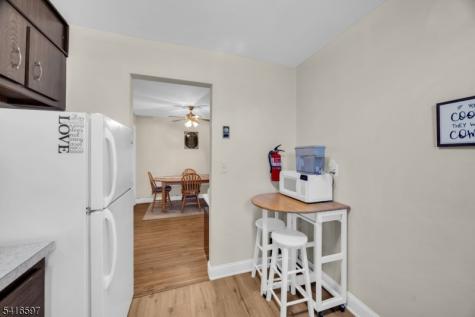 100 Luttgen Place Linden NJ 07036