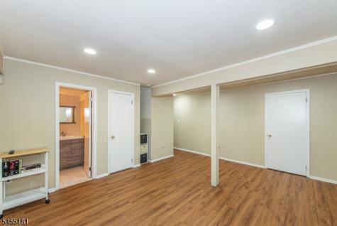 15277 Aspen Court Stanhope NJ 07874