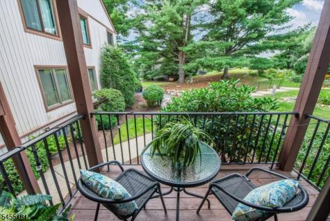 15277 Aspen Court Stanhope NJ 07874