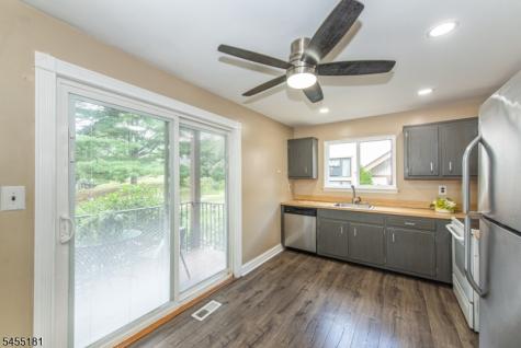 15277 Aspen Court Stanhope NJ 07874