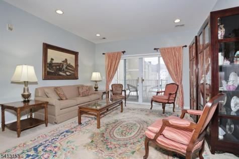 8212 Warrens Way Wanaque NJ 07465