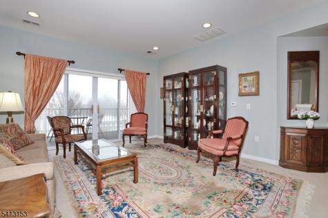 8212 Warrens Way Wanaque NJ 07465