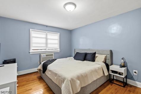 826 Grand St, Unit 2k Elizabeth NJ 07202