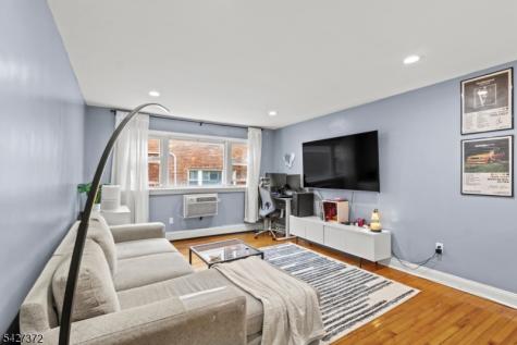 826 Grand St, Unit 2k Elizabeth NJ 07202