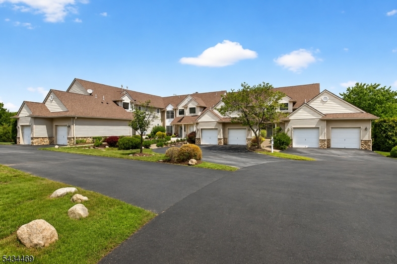 23 Caleb Court Hardyston NJ 07419